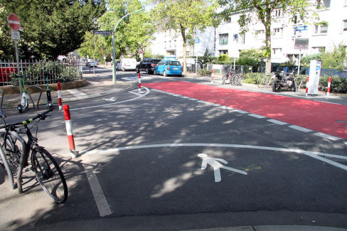 Freie Gehwegachsen im Grüneburgweg