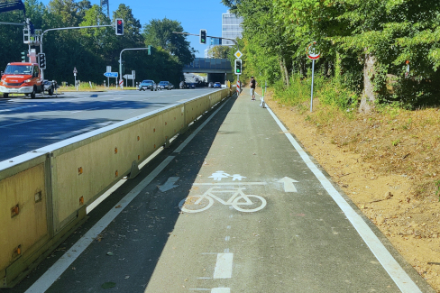 Provisorischer Radweg zwischen Eschborn und Sossenheim